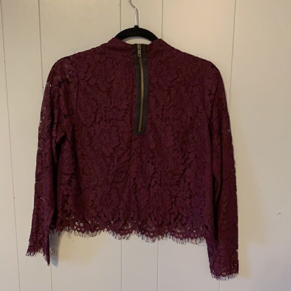 Chaser Burgundy Crop Lace Top Size M - Picture 3 of 4